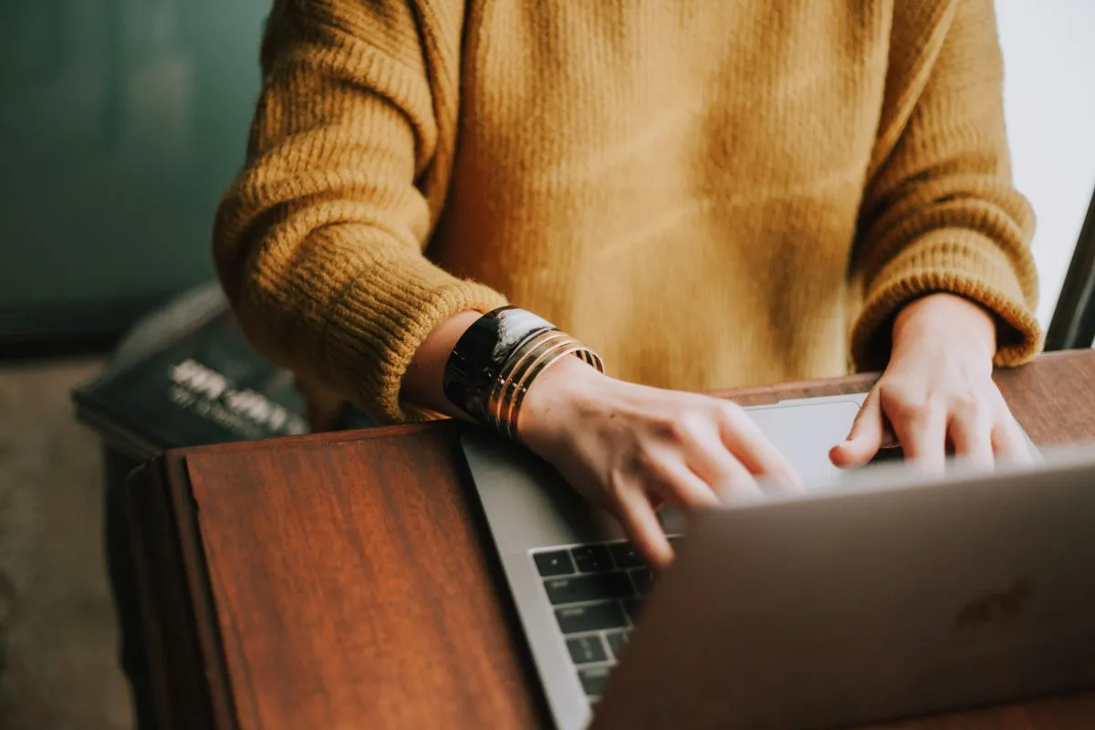 laptop chatbot